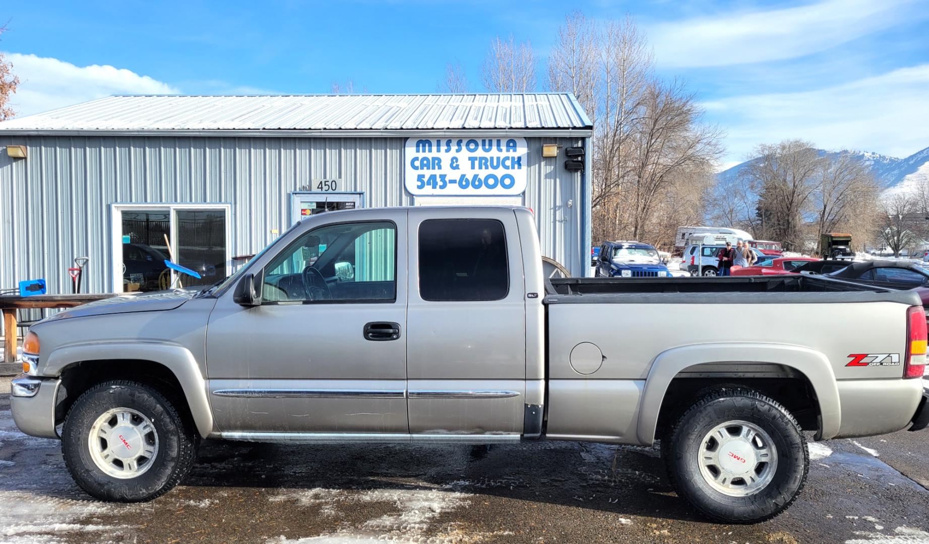 2003 Silver Birch /Tan GMC Sierra 1500 Z71 (1GTEK19T93E) with an 5.3L V8 engine, Automatic transmission, located at 450 N Russell, Missoula, MT, 59801, (406) 543-6600, 46.874496, -114.017433 - Photo#0